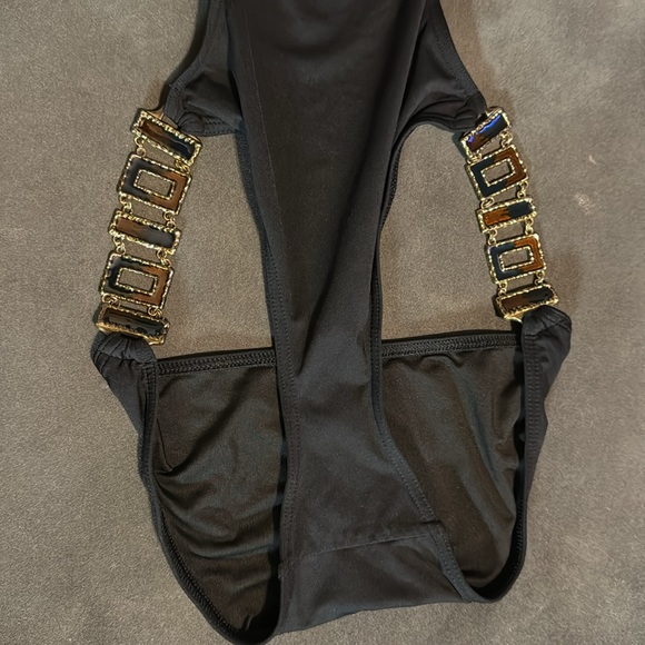 Stylish Black One Piece Swimsuit by Victoria’s Secret Size Small - Picture 3 of 11